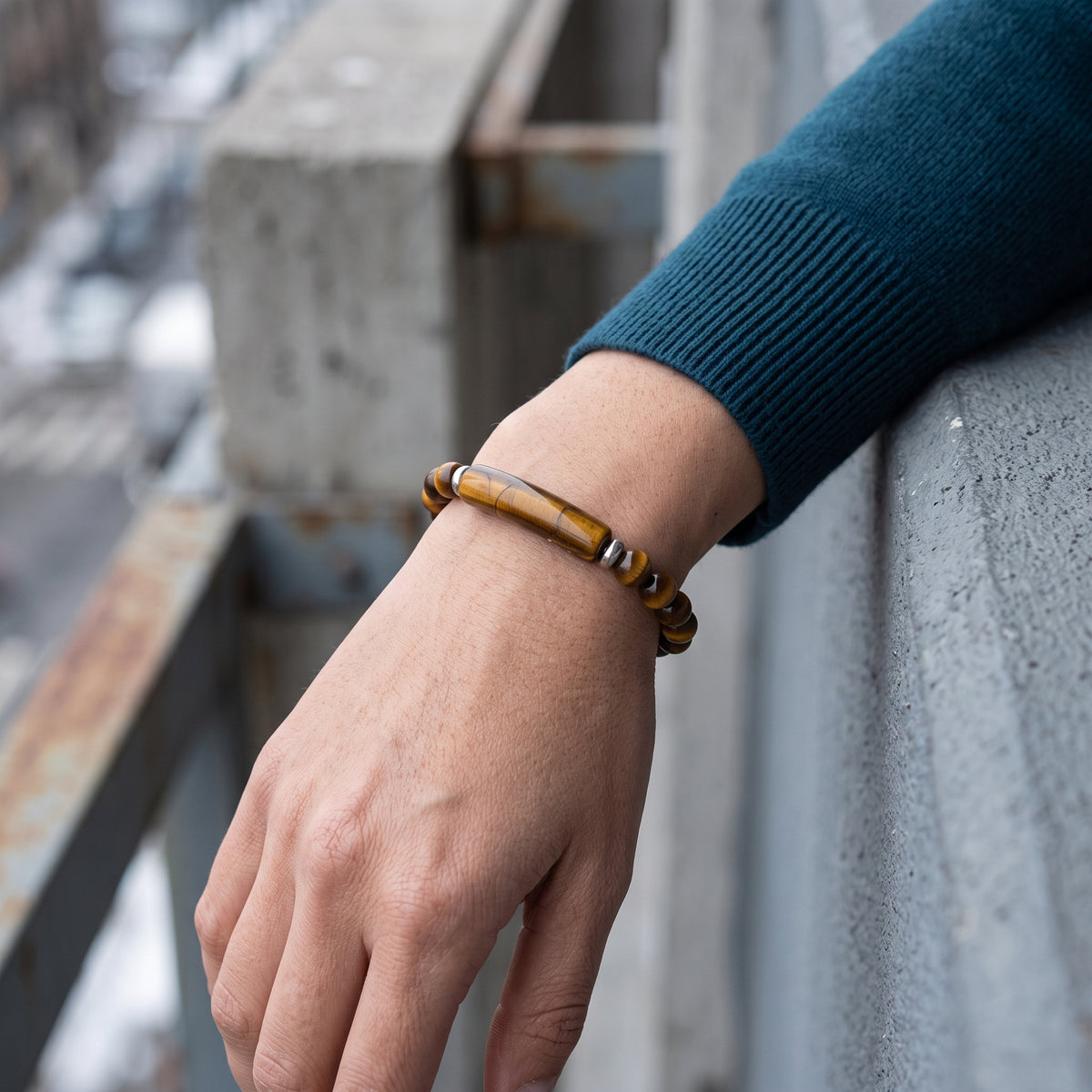Bracelet Œil de Tigre avec Barrette Centrale Incurvée
