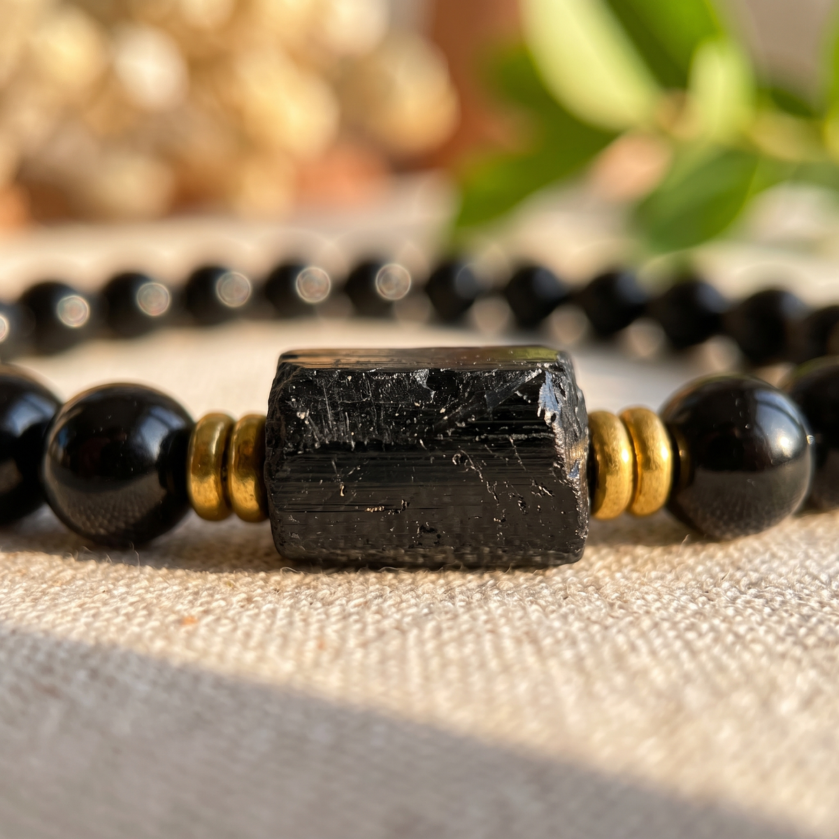Bracelet Tourmaline Noire avec Pierre Brute Centrale